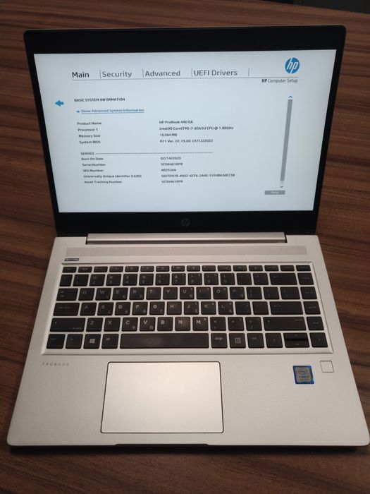 Laptop HP ProBook 440 G6 
Intel(R) Core(TM) i7-8565U CPU 1.80GHz