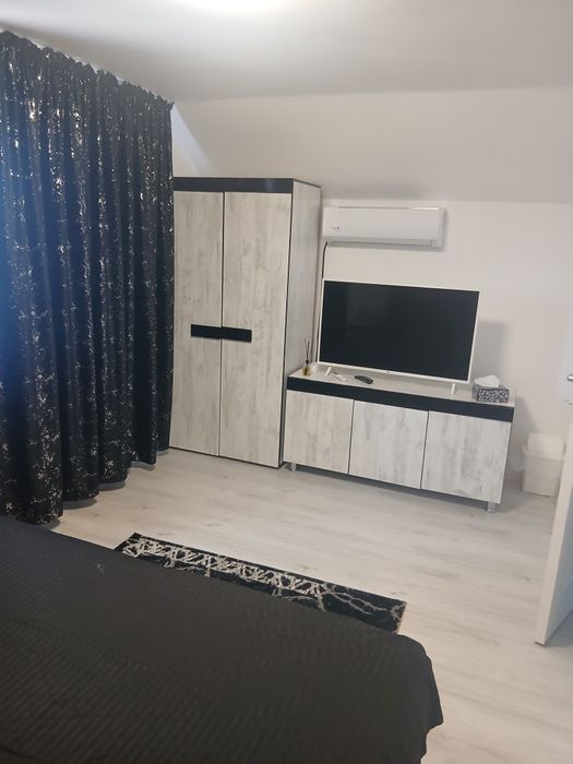 Închiriez casă, parter+ etaj