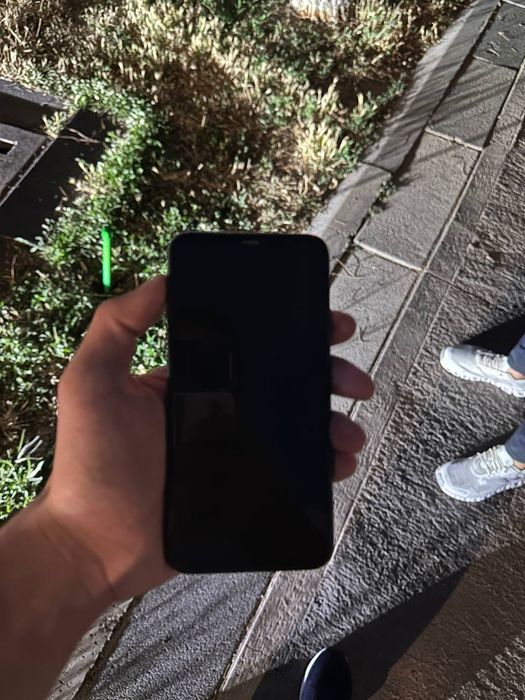Iphone 11 pro max obmen bor