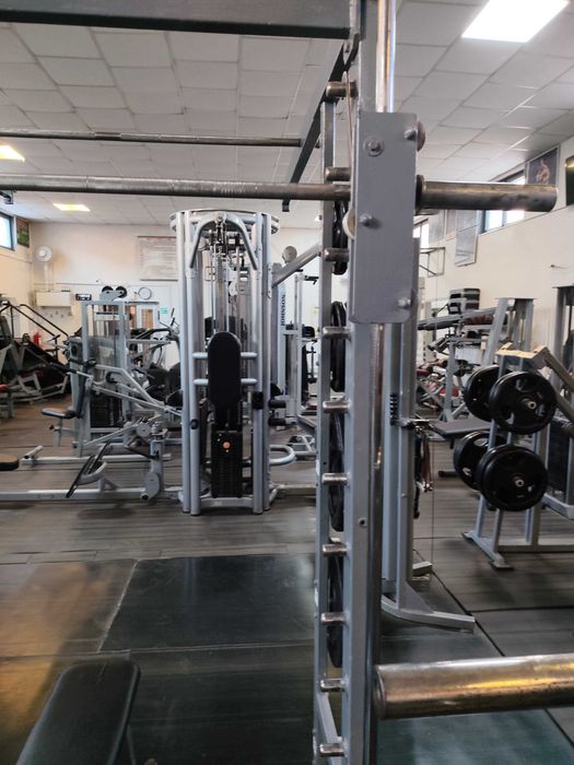 Aparat fitness culisant Smith