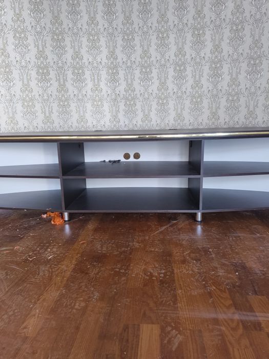 Подставка под телевизор