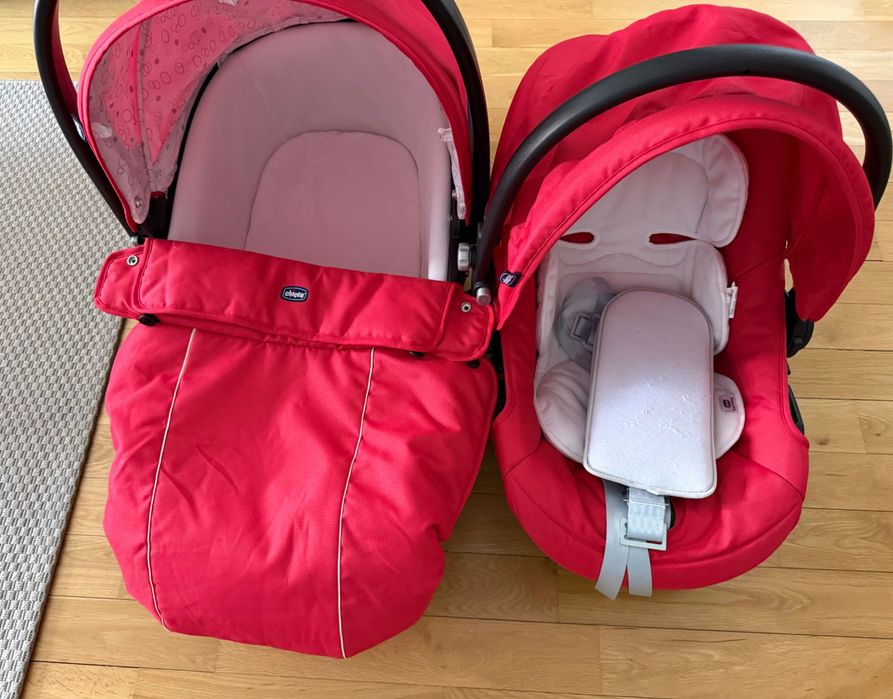 Carucior 3 in 1 Chicco Trio Sprint , landou grupa scaun auto grupa