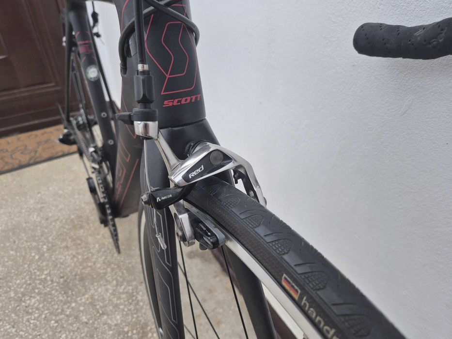 Scott Addict SL (Super Light) • SRAM Red 2x11 groupset • Rotor 53/39 crankset • Campagnolo Calima wheelset • Mărimea 54 • Bicicletă Cursieră Carbon