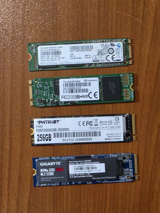 SSD NVMe 128/256/512GB.