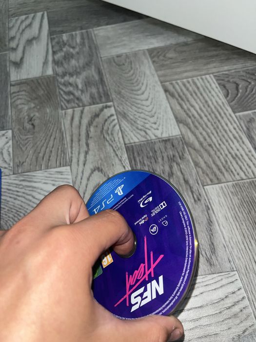 Игра на пс4 Диск Nfc Heat