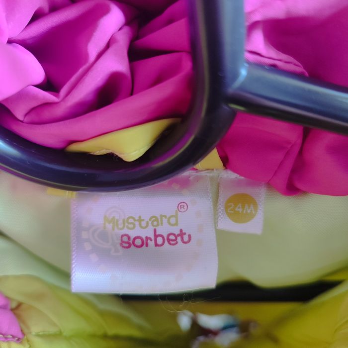 Продам осенние куртки