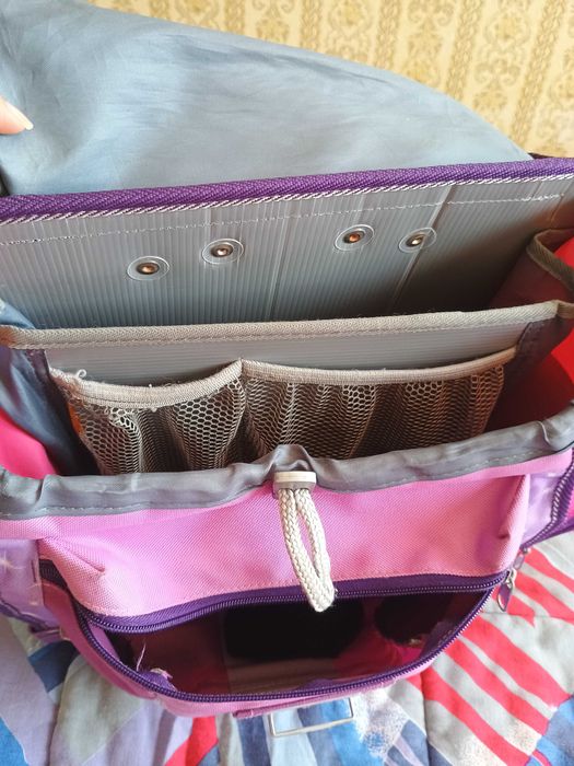 Ергономична ученическа раница за момиче – Еднорог комплект с несесер