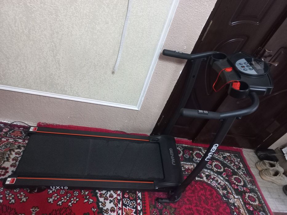 Genau UX10 беговой дарожка