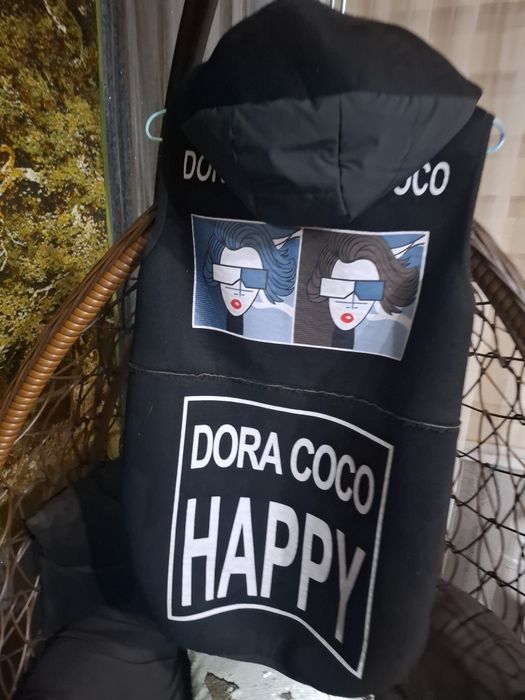 Продам жилетку  146 см