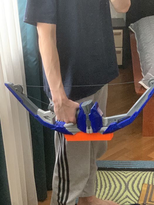 Ирушечный автомат нерф