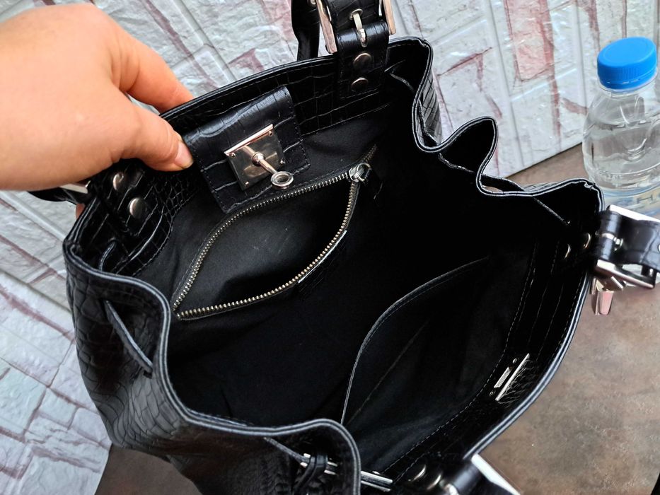 дамска чанта,черна кожена чанта-естествена кожа тип крокоди