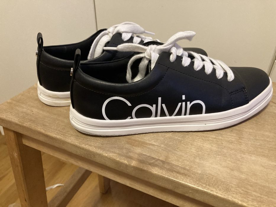 Calvin Klein кецове