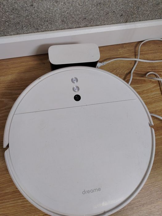 Робот-пылесос dreamer
