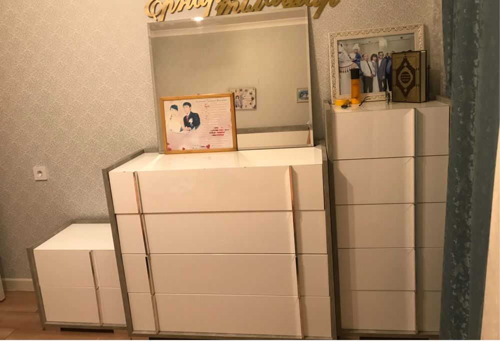 Шкафы продается