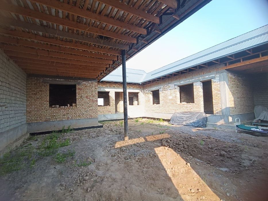 Uy sotuv Guliston shahar Oktyabt Mevazor MFY