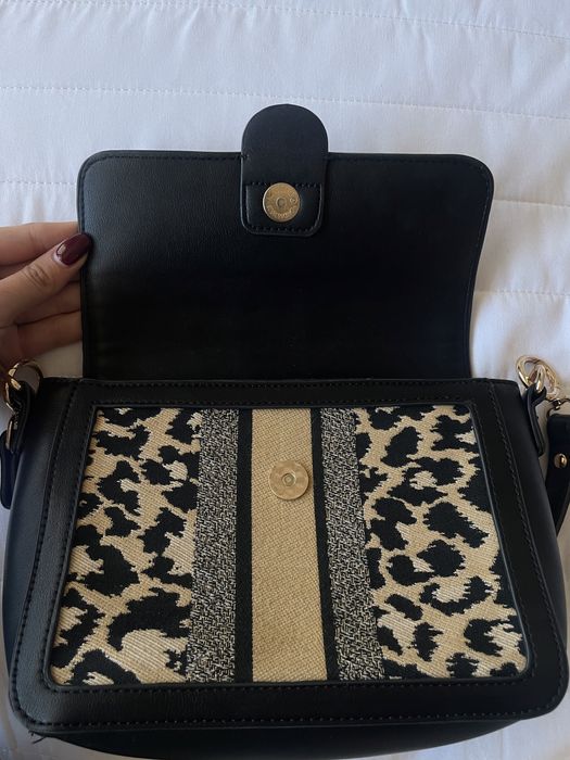 Чанта от изкуствена кожа с принт