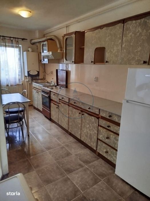 Apartament 2 camere etaj 2 zona Independentei