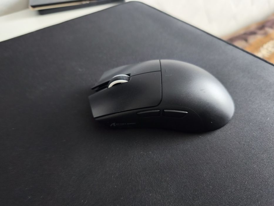 Продам мышку attack shark x11