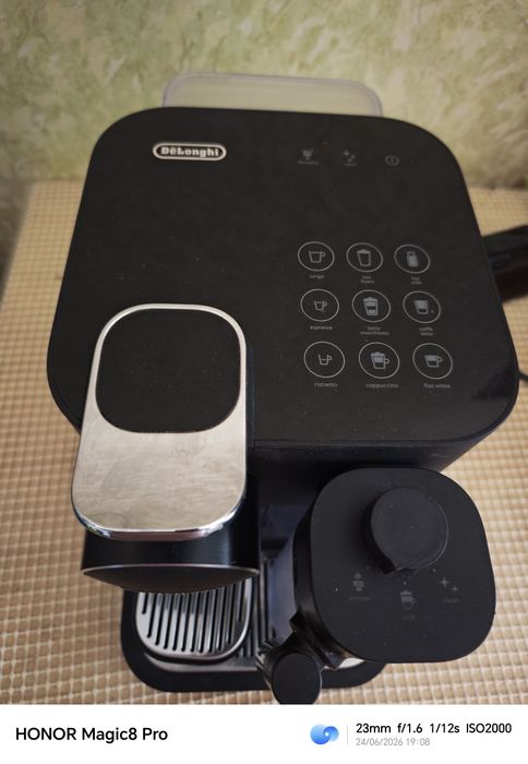 Delonghi EN650.B Nespresso Latisima