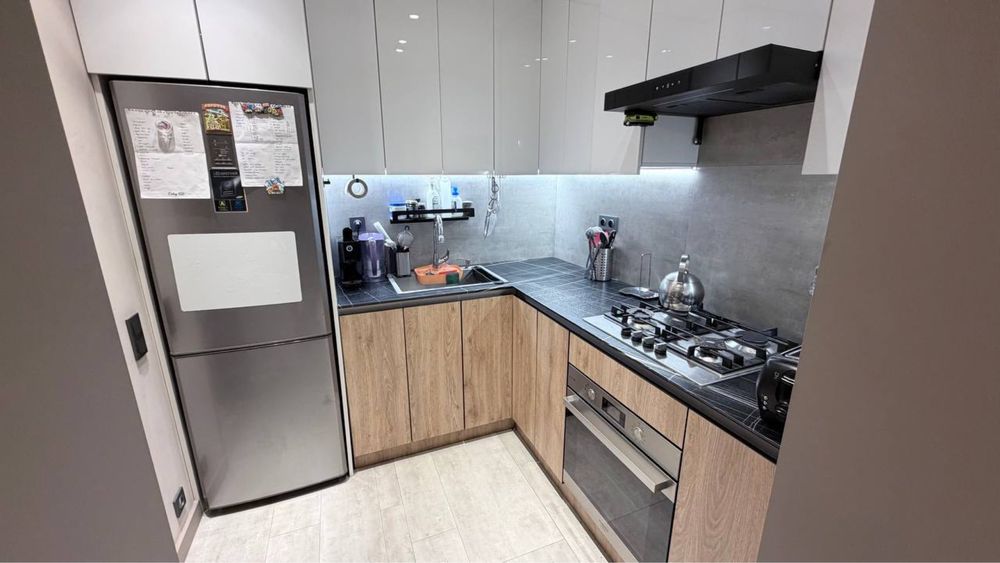 Продается 2х комнатная квартира кирпич Массив Ялангач Экобазар