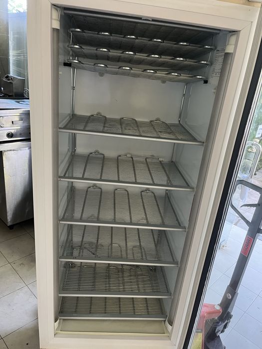 Фризер витрина фризер