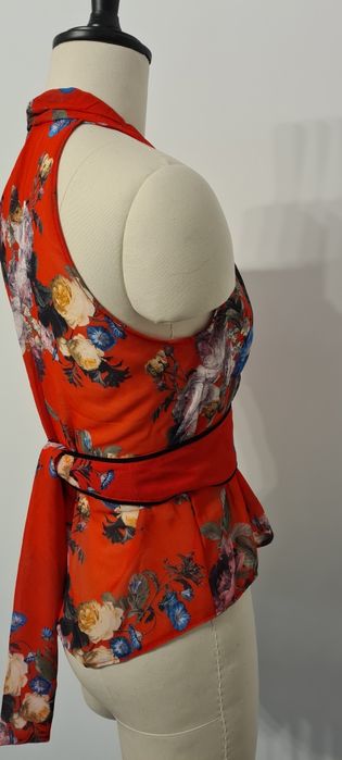 Дизайнерски топ- размер S