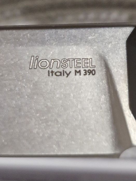 Луксозен сгъваем нож LionSteel MYTO