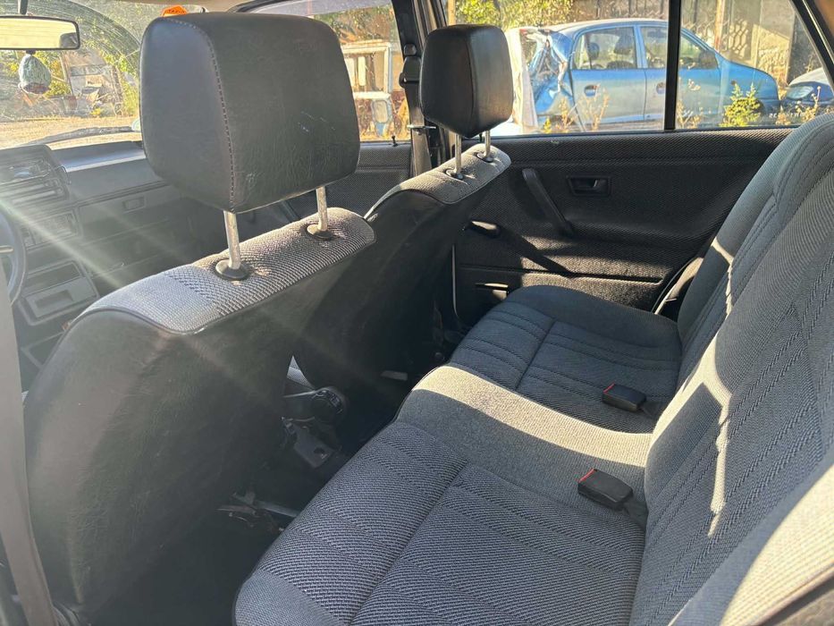 VW Golf 1.6 Газ/Бензин Автомат