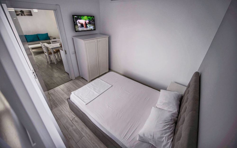 Inchiriez apartament 3 camere, Solid House Mamaia