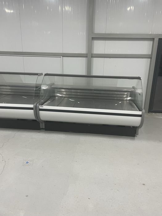 Витринный холодильник