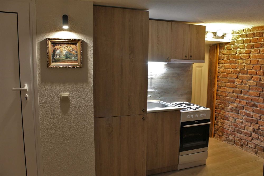 Дава се под наем Едностаен апартамент в София, Център - 27 кв.м за 382.5 € - Снимка #5