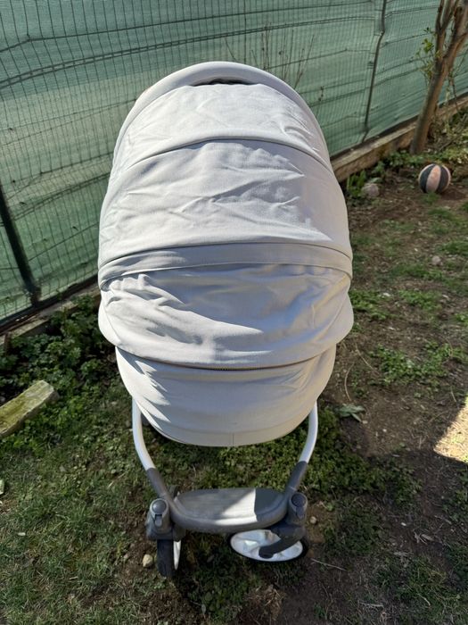 Бебешка сгъваема количка Bass Soft.