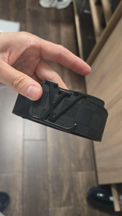 Колан на марката LV без кутия оригинален