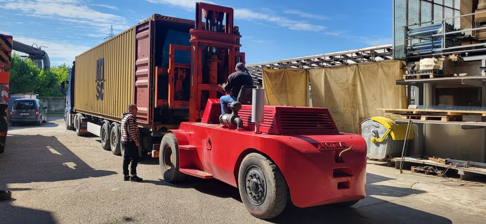 Închiriez motostivuitor stivuitor manitou încarcator telescopic macara