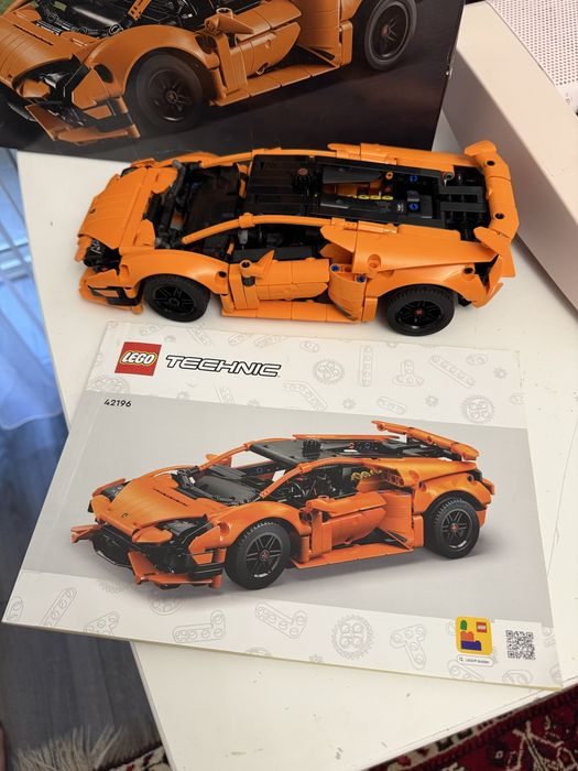 Lego Technic 42196 Lamborghini Huracan