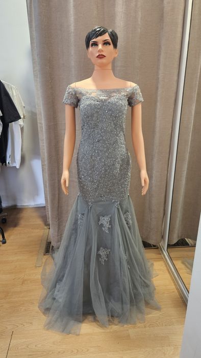 Rochie de mireasă inedită, gri,second hand premium