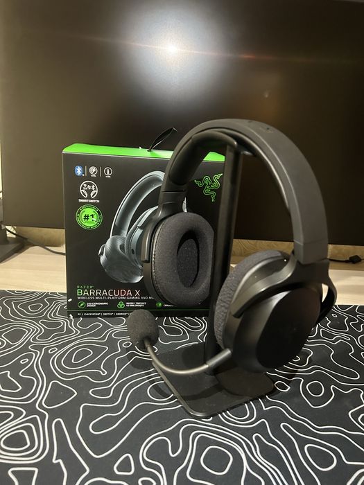 Монитор, клавиатура, наушники