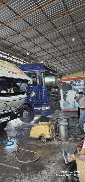 Scania тижлавес..