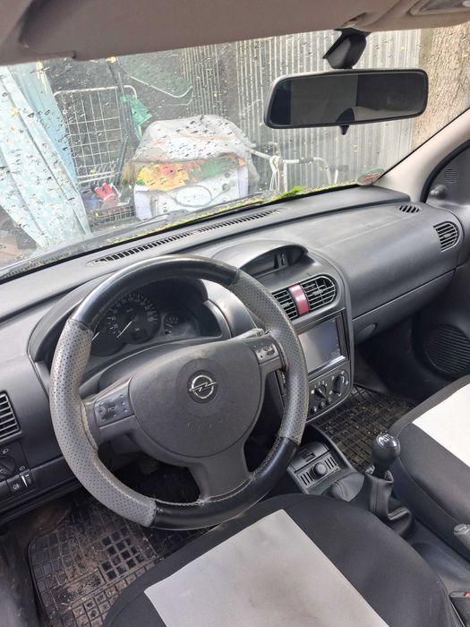 Opel Corsa 1.2 benzina