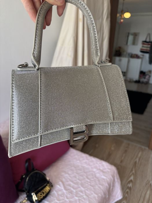 Vand gentuta Balenciaga editie limitata