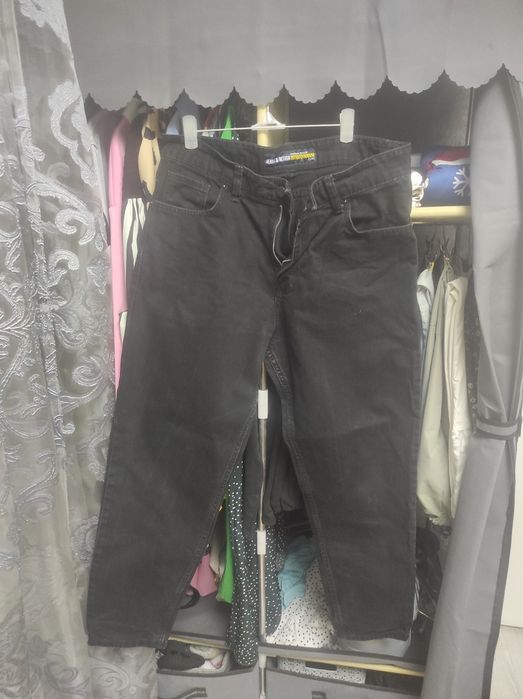 Джинсы мужские или для подростка