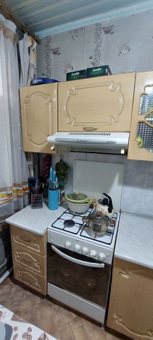 Продаётся кухонный гарнитур