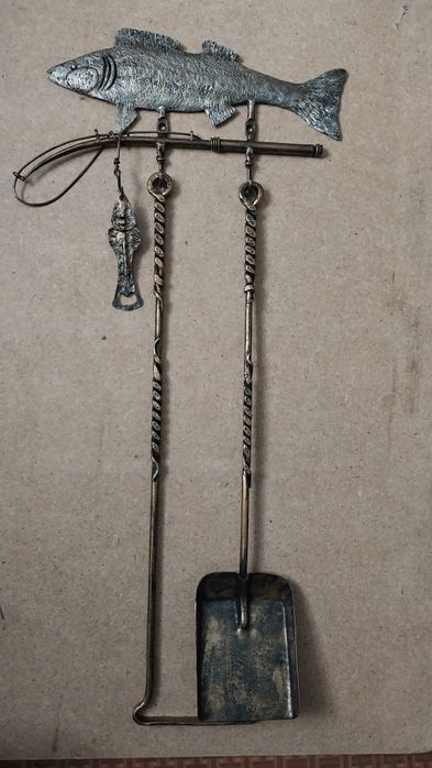 Кованые совочек и кочережка