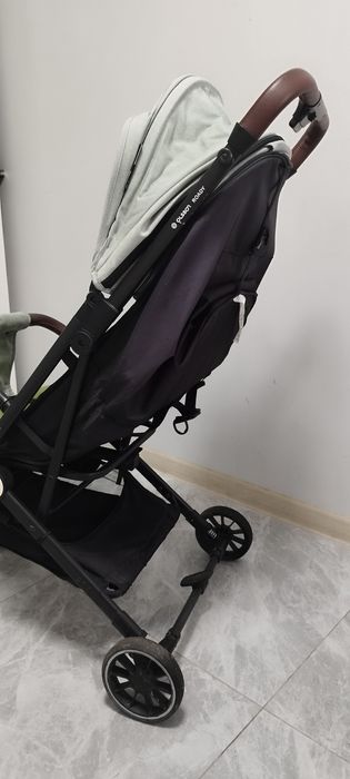 Детская коляска - проста в использовании