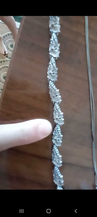 Серебро
Браслет виноград 17 см 
Цепочки 2 шт
Кольцо с жемчуг
Кулон