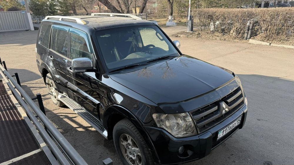 Mitsubishi pajero продам