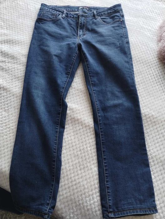 Дамски дънки размер 31