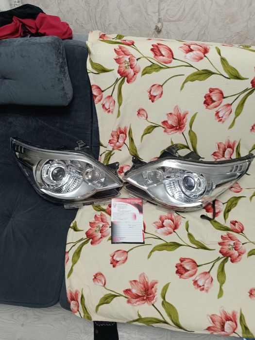 Продам передние Фары на Кобальт.Би Лэйд Линзы.