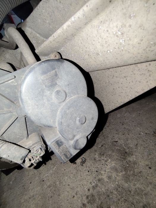 Раздатъчна кутия -Раздатка-Nissan Navara D40-2.5dci-174кс-2006г