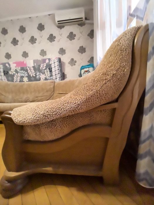 Мягкий уголок в гостиную